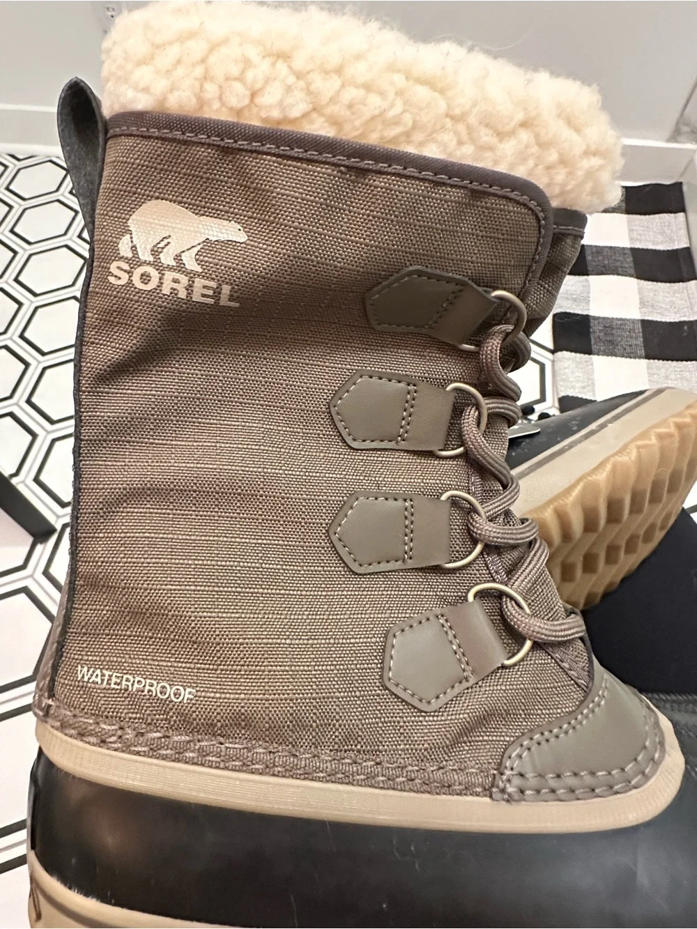 Sorel Mens Winter Boot Label — Black Fabric Interior US Mens 7.5